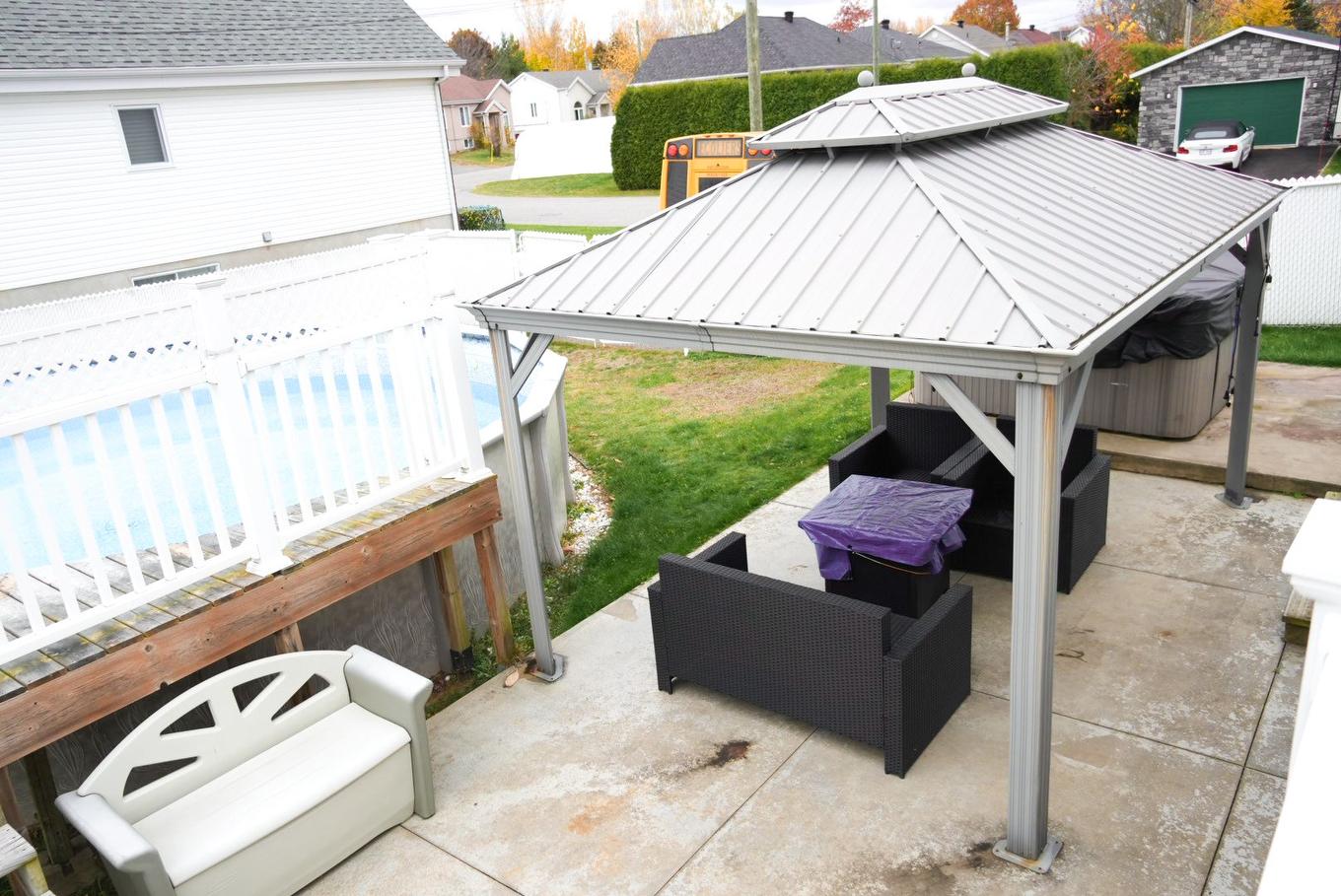 Cour - 61 Rue De L'Anse, Trois-Rivières, QC - Outdoor With Exterior