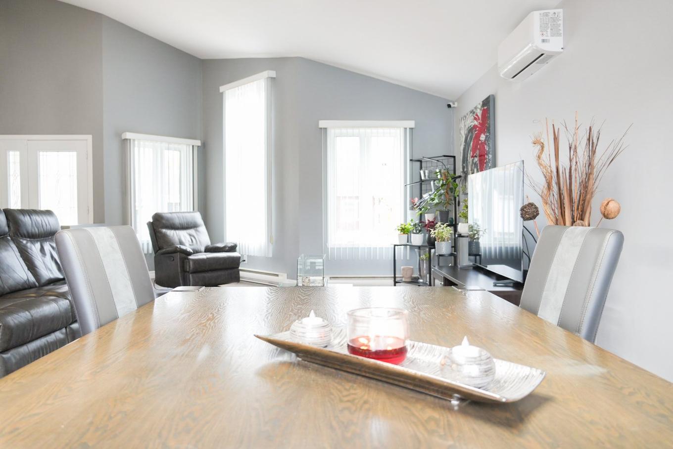 Cuisine - 61 Rue De L'Anse, Trois-Rivières, QC - Indoor Photo Showing Living Room