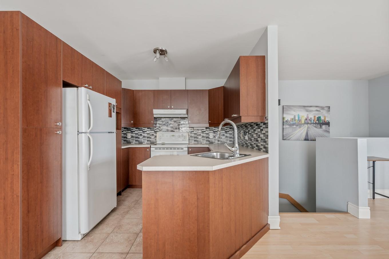 Kitchen - 2585 Av. Chauveau, Québec (Les Rivières), QC - Indoor Photo Showing Kitchen