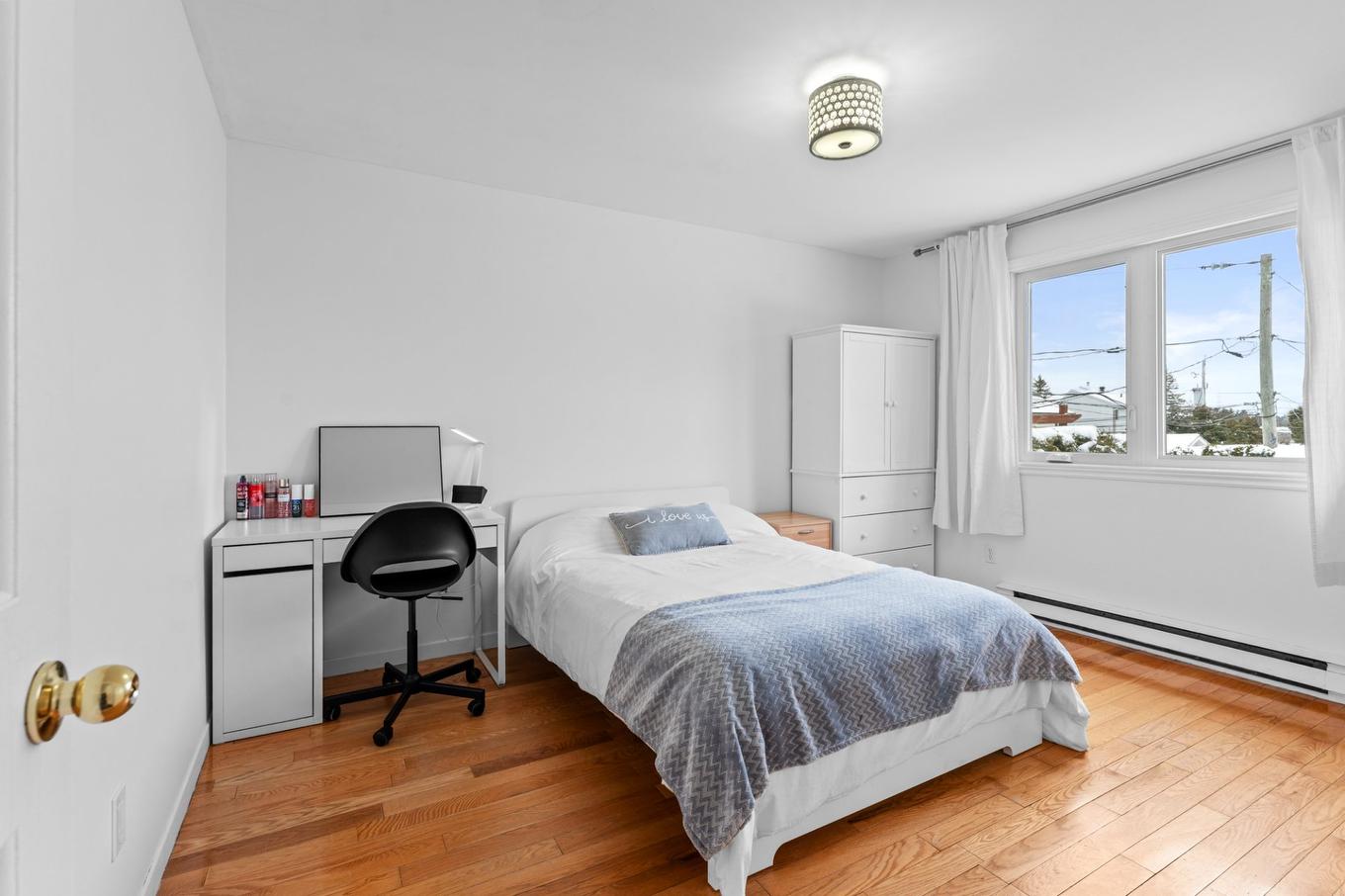 Chambre à coucher principale - 950 Rue De Bourg-Louis, Terrebonne (Terrebonne), QC - Indoor Photo Showing Bedroom
