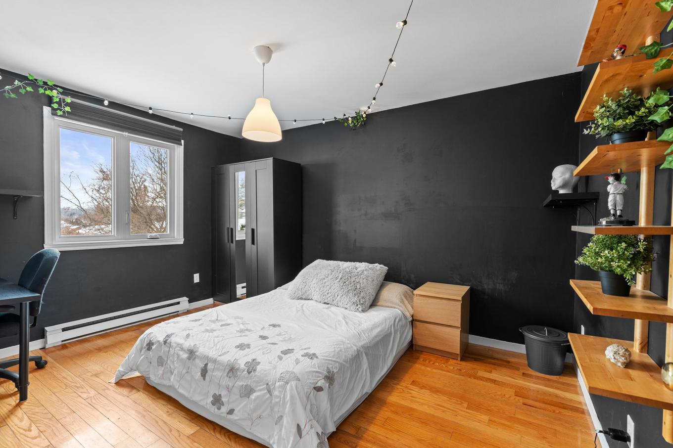 Chambre à coucher - 950 Rue De Bourg-Louis, Terrebonne (Terrebonne), QC - Indoor Photo Showing Bedroom