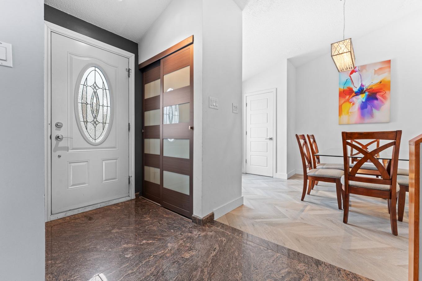 Hall d'entrée/Vestibule - 950 Rue De Bourg-Louis, Terrebonne (Terrebonne), QC - Indoor Photo Showing Other Room