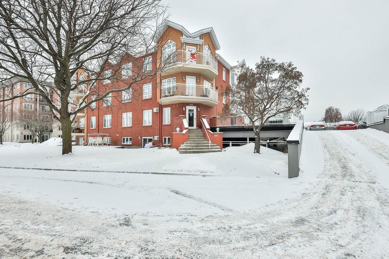 Exterior - 3-200 Boul. De L'Hôpital, Gatineau (Gatineau), QC - Outdoor With Facade