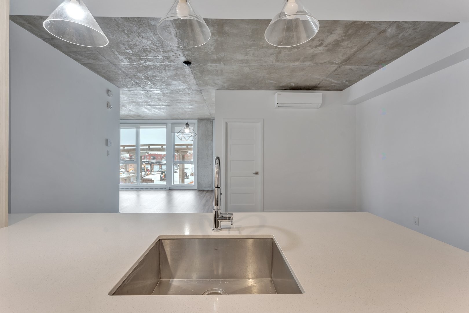 Cuisine - 312-1295 Rue Des Carrières, Montréal (Rosemont/La Petite-Patrie), QC - Indoor Photo Showing Kitchen