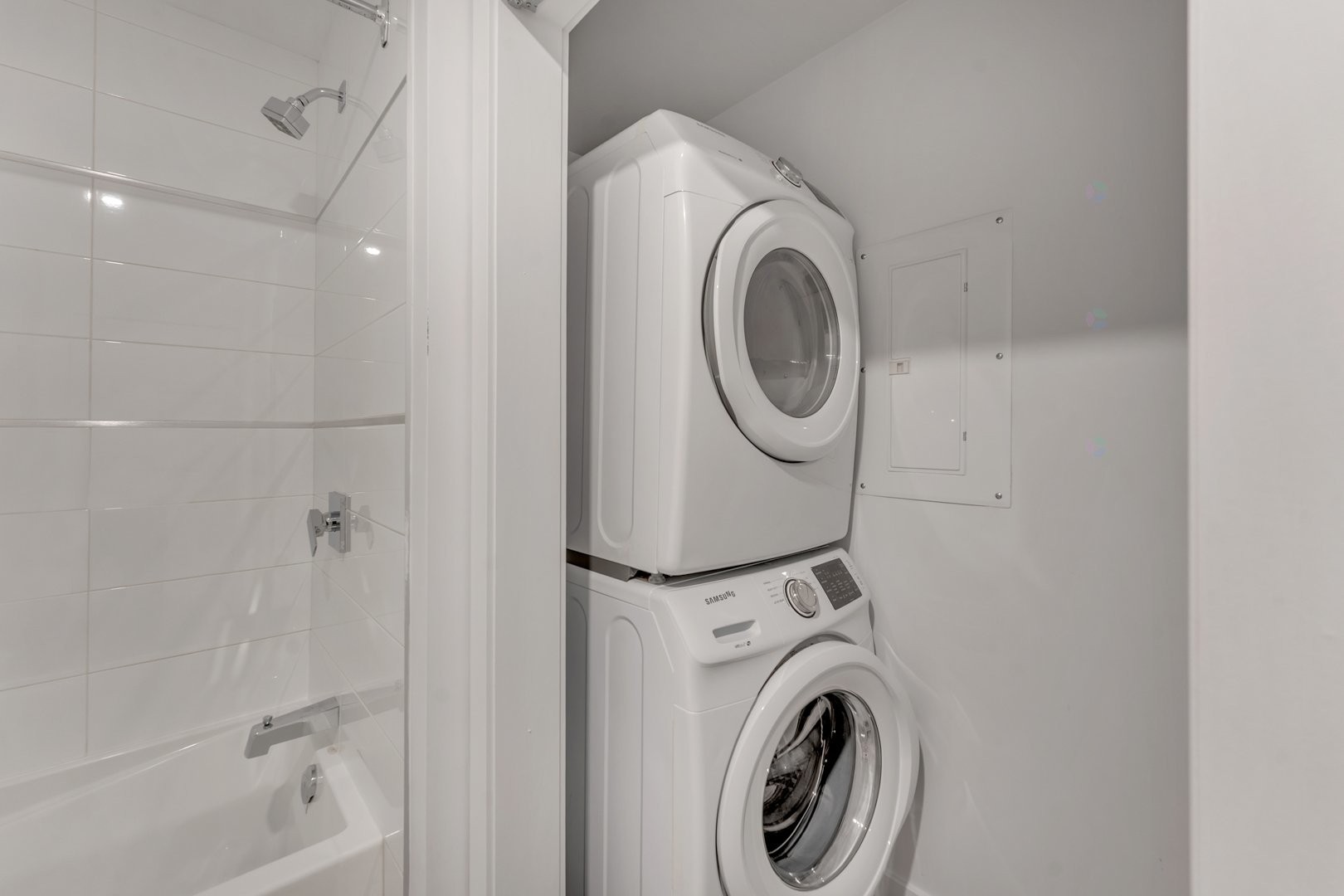 Salle de lavage - 312-1295 Rue Des Carrières, Montréal (Rosemont/La Petite-Patrie), QC - Indoor Photo Showing Laundry Room