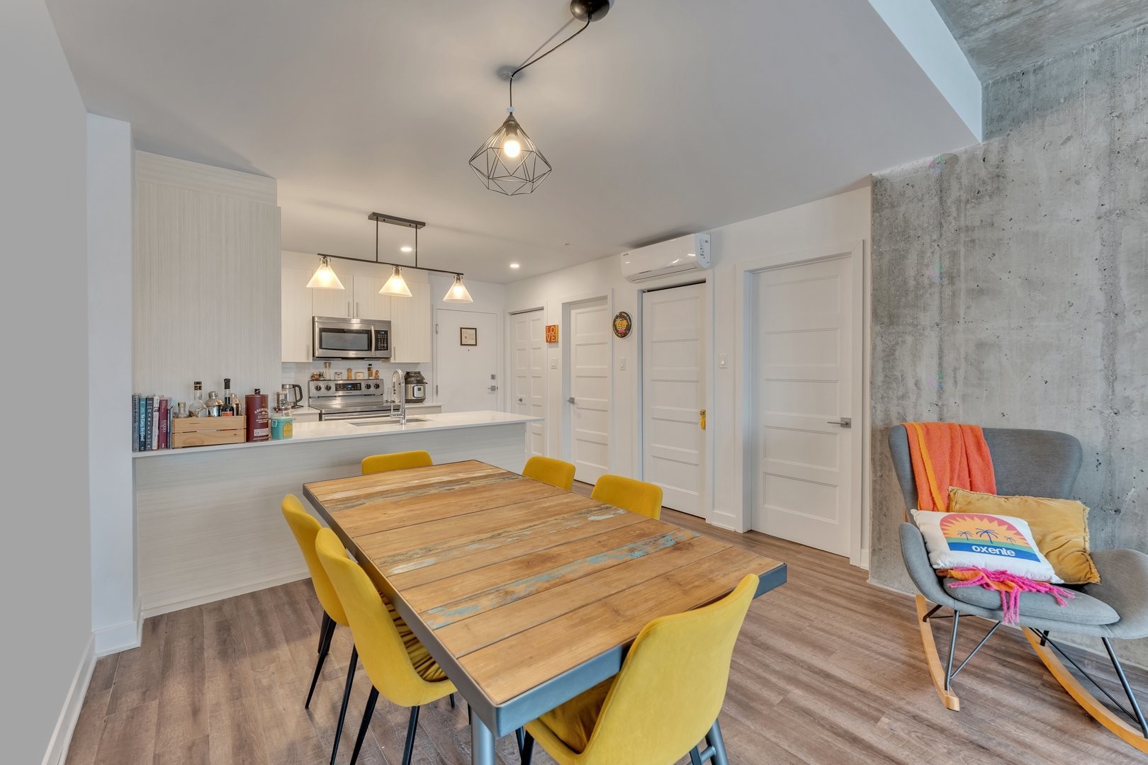 Salle à manger - 313-1295 Rue Des Carrières, Montréal (Rosemont/La Petite-Patrie), QC - Indoor Photo Showing Dining Room