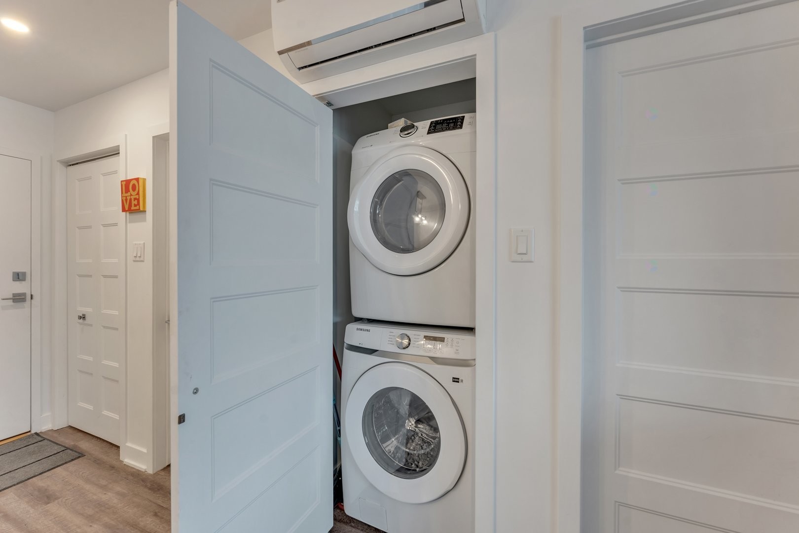 Salle de lavage - 313-1295 Rue Des Carrières, Montréal (Rosemont/La Petite-Patrie), QC - Indoor Photo Showing Laundry Room