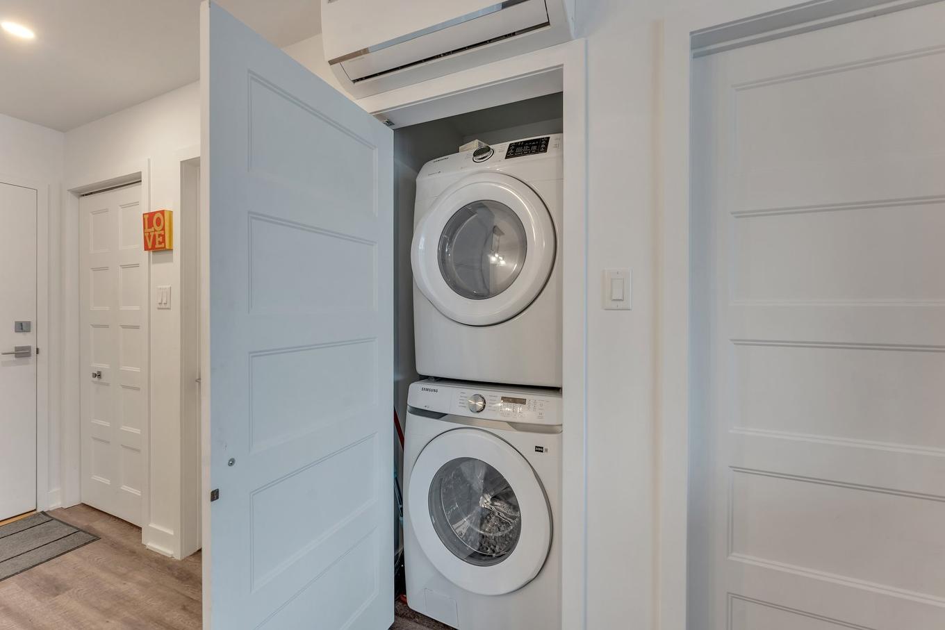 Salle de lavage - 313-1295 Rue Des Carrières, Montréal (Rosemont/La Petite-Patrie), QC - Indoor Photo Showing Laundry Room
