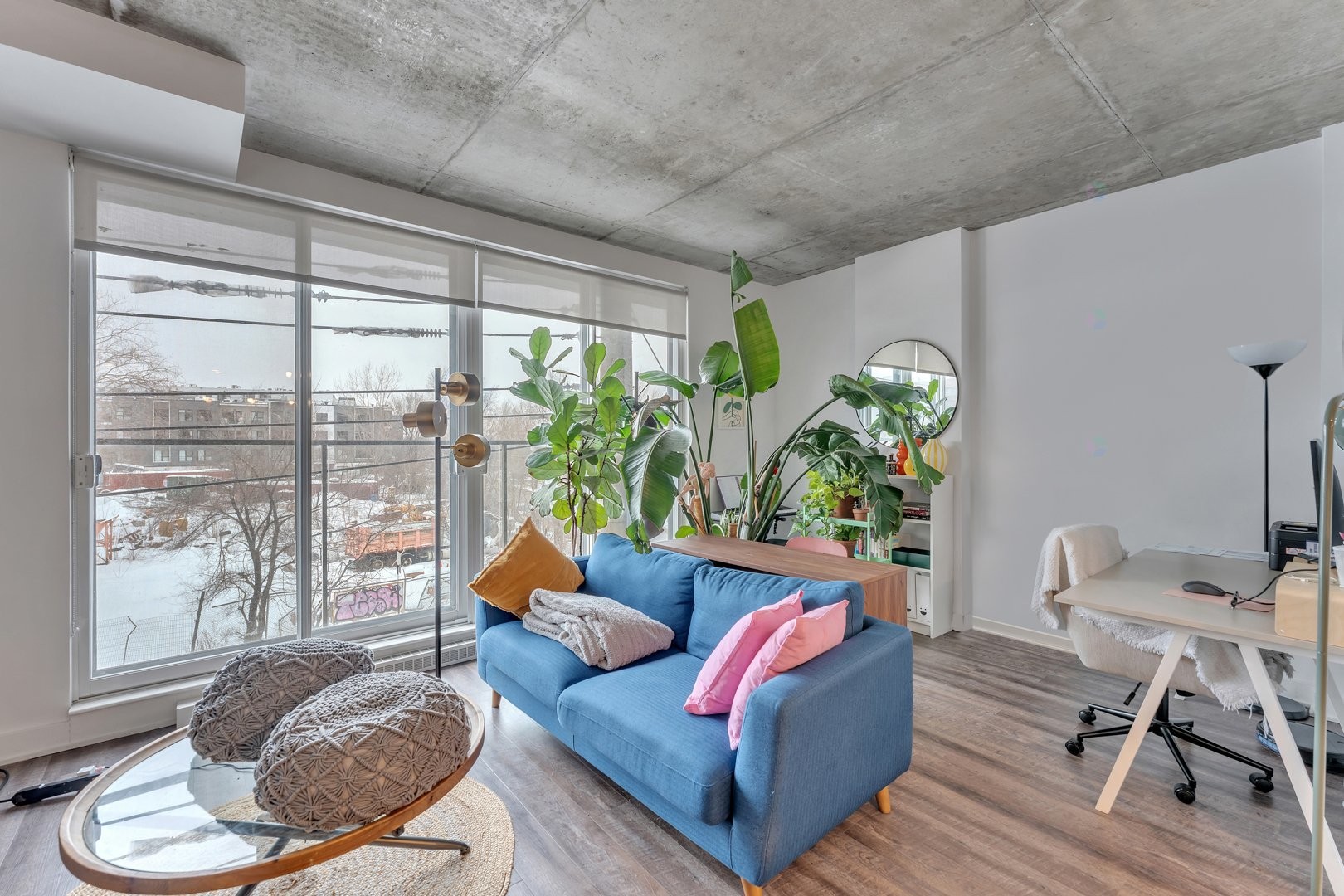 Salon - 313-1295 Rue Des Carrières, Montréal (Rosemont/La Petite-Patrie), QC - Indoor