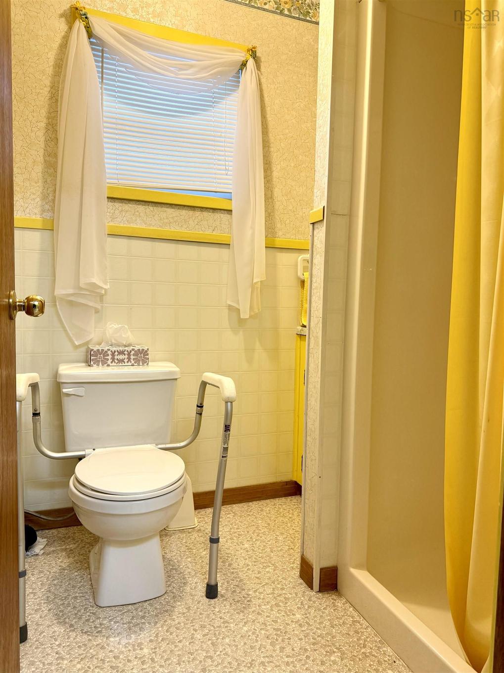 27 Beacon Street, Amherst, NS