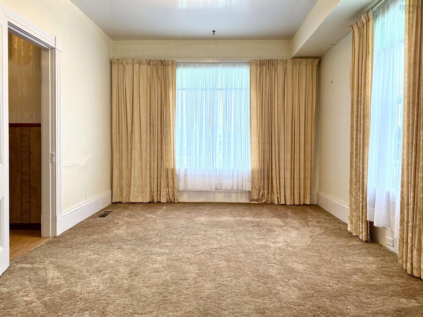 27 Beacon Street, Amherst, NS