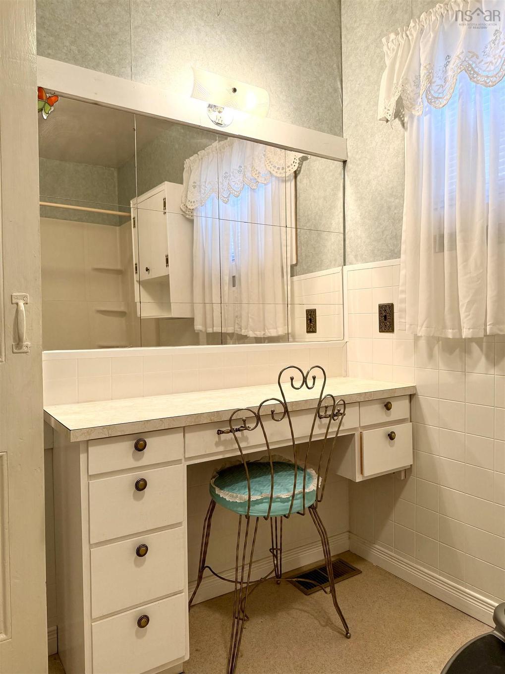 27 Beacon Street, Amherst, NS