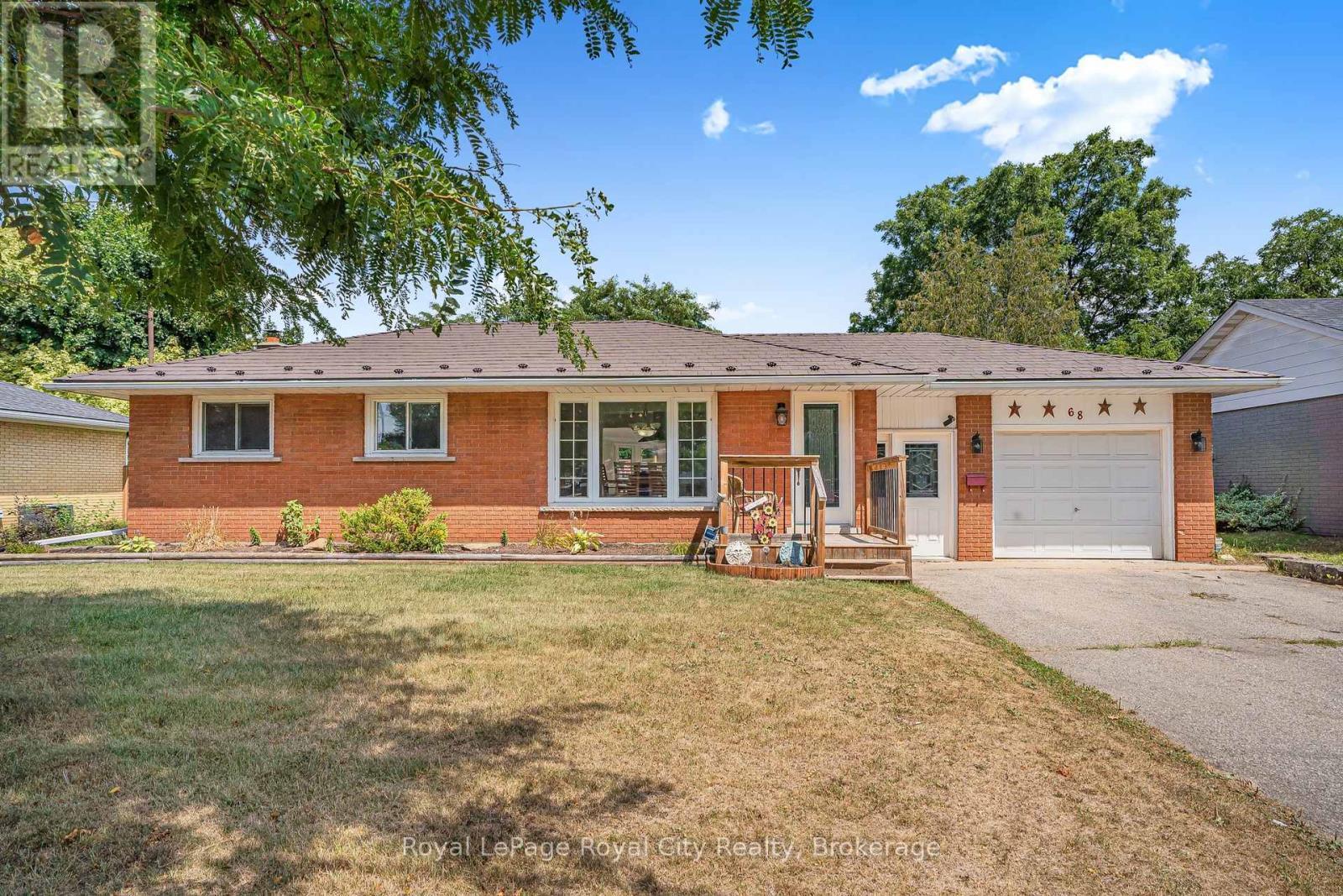 68 Sunset Boulevard, Cambridge, ON - Outdoor