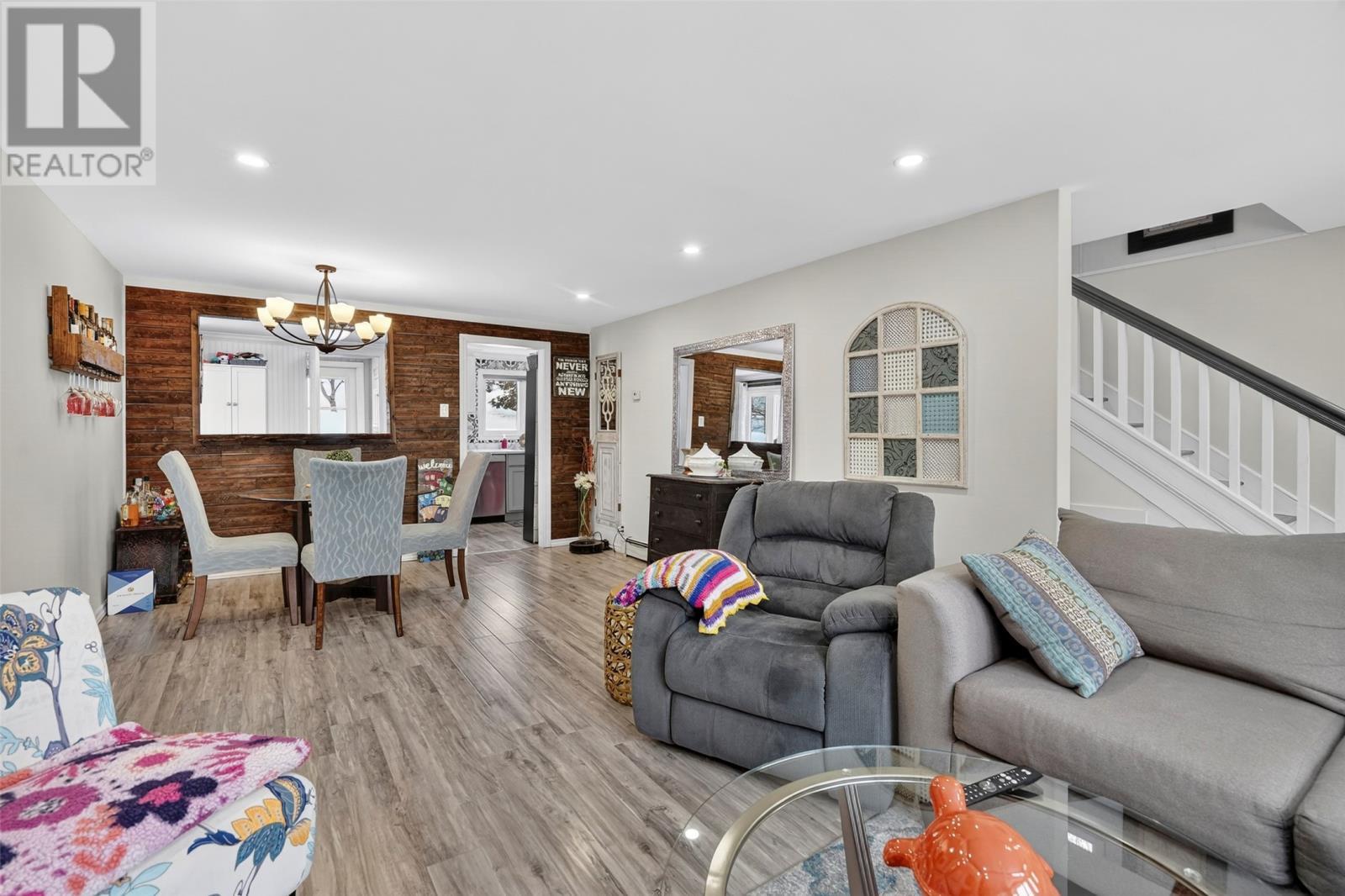 85 First Colony Drive, Cupids, NL - Indoor Photo Showing Living Room