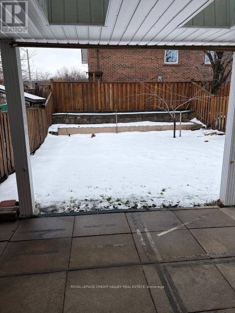 2502 Trident Avenue, Mississauga, ON - Outdoor