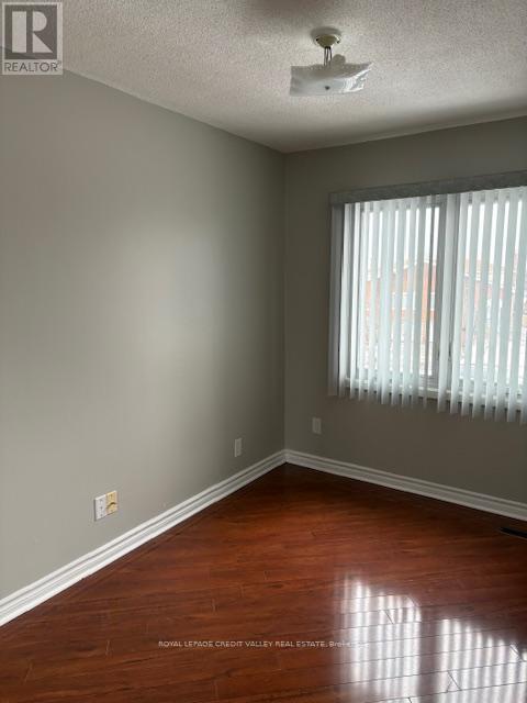 2502 Trident Avenue, Mississauga, ON - Indoor Photo Showing Other Room