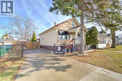 1808 CADILLAC Windsor, ON N8W 3X9