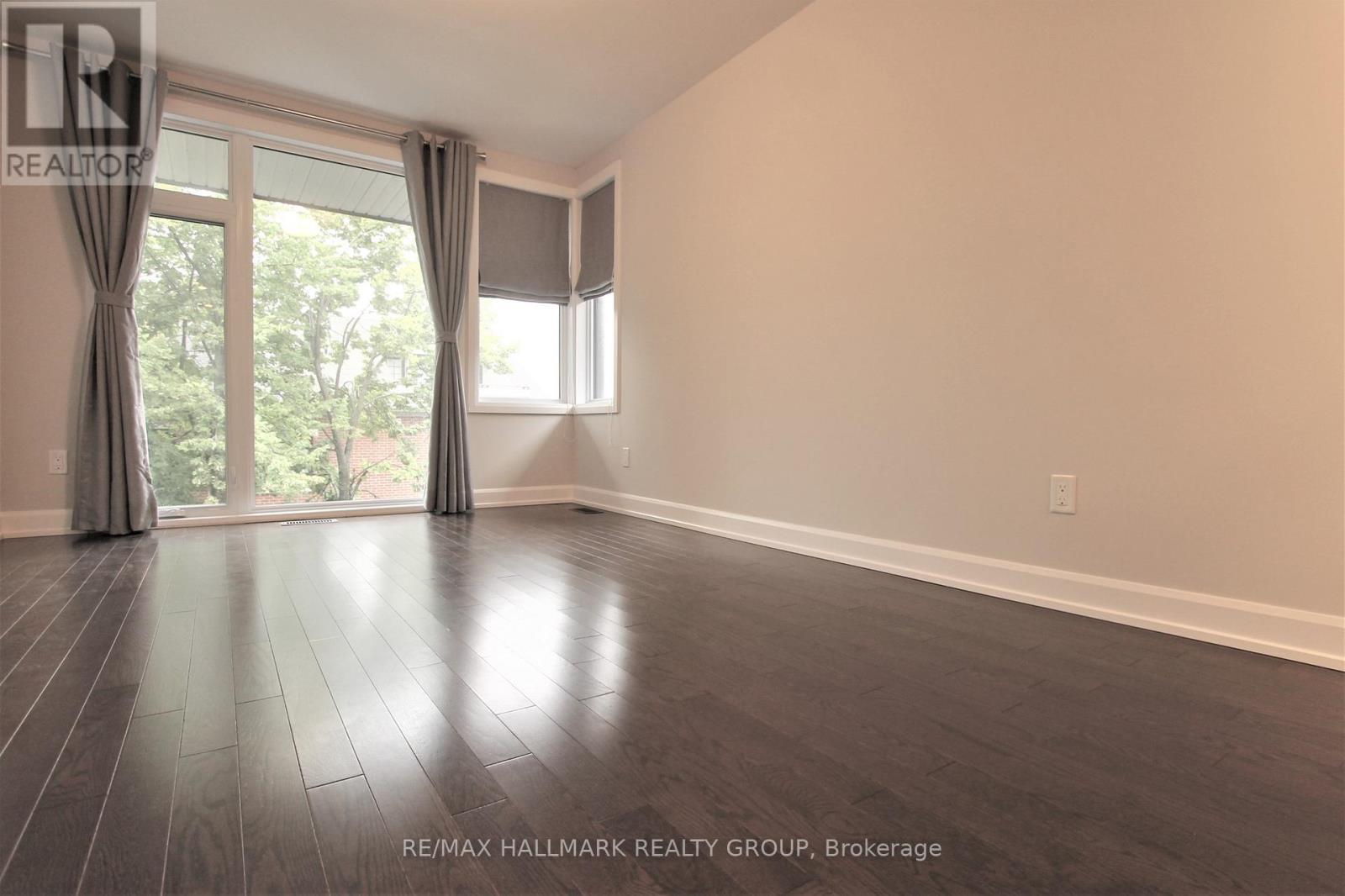 45 Oblats Avenue, Ottawa, ON - Indoor Photo Showing Other Room