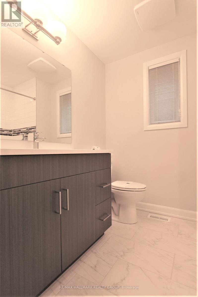 45 Oblats Avenue, Ottawa, ON - Indoor Photo Showing Bathroom