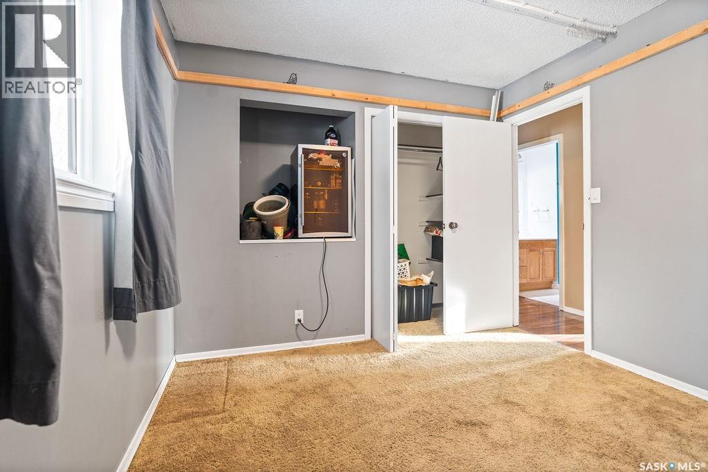 50 Hyland Crescent, Regina, SK - Indoor Photo Showing Other Room