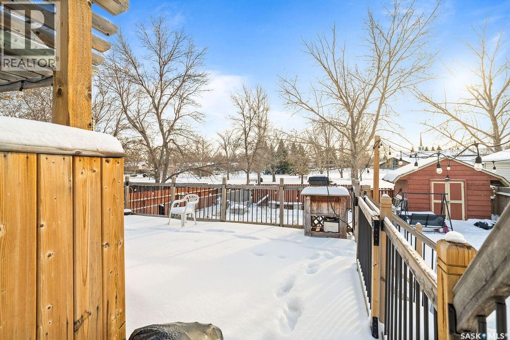 50 Hyland Crescent, Regina, SK - Outdoor