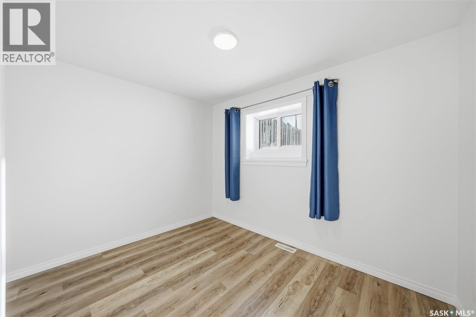 1022 9Th Street E, Saskatoon, SK - Indoor Photo Showing Other Room
