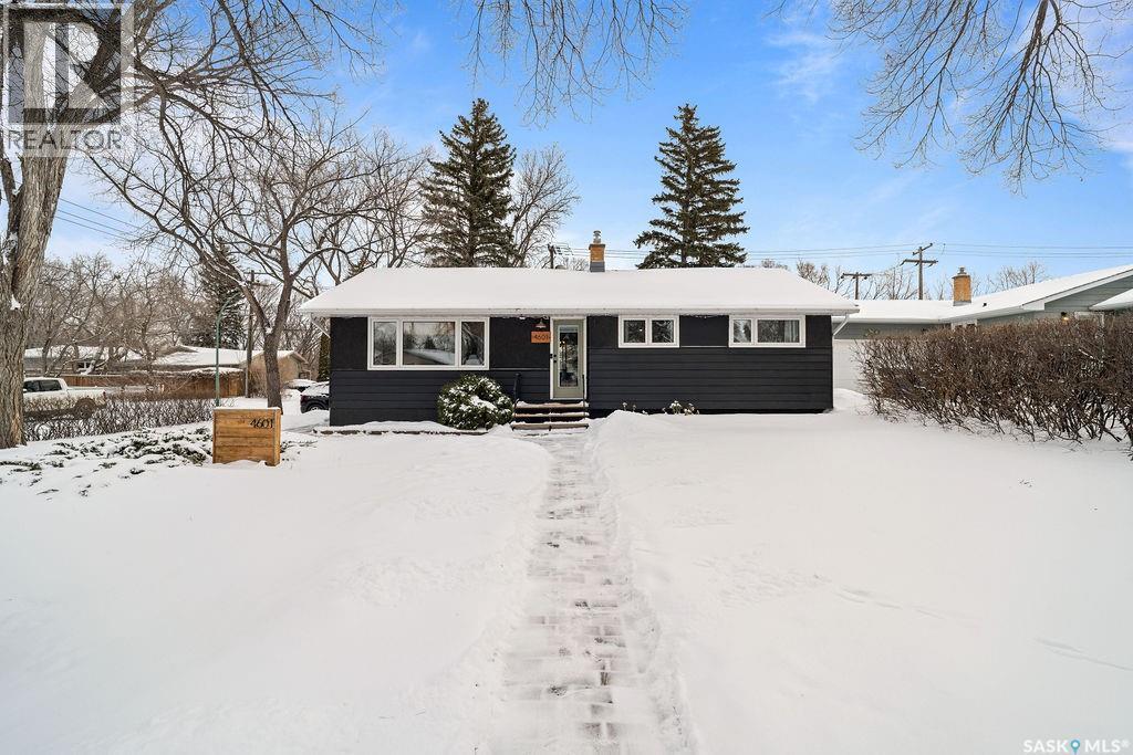 4601 Castle Road, Regina, SK - Outdoor With Facade