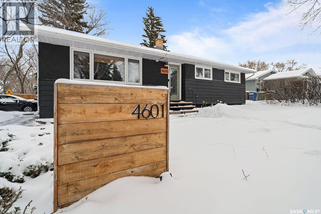 4601 Castle Road, Regina, SK - Outdoor