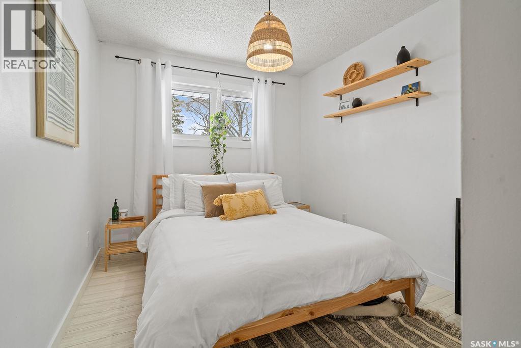 4601 Castle Road, Regina, SK - Indoor Photo Showing Bedroom