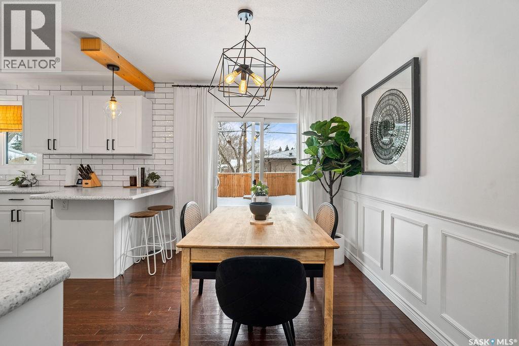 4601 Castle Road, Regina, SK - Indoor Photo Showing Dining Room