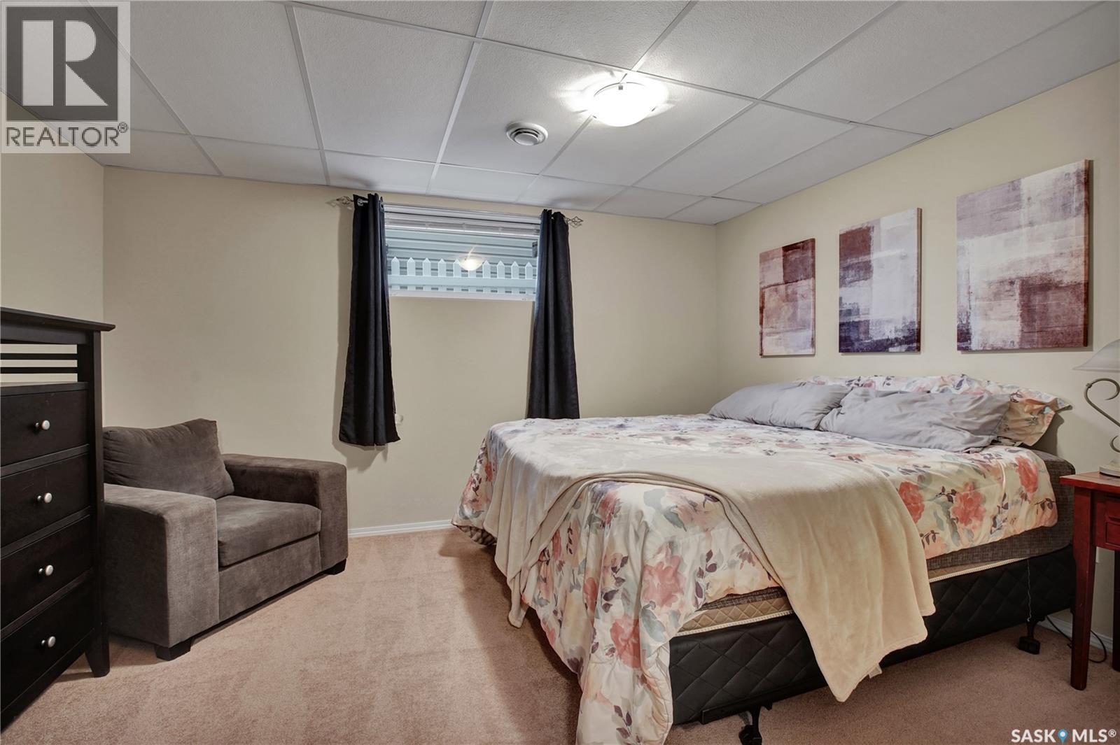 439 Snead Crescent, Warman, SK - Indoor Photo Showing Bedroom