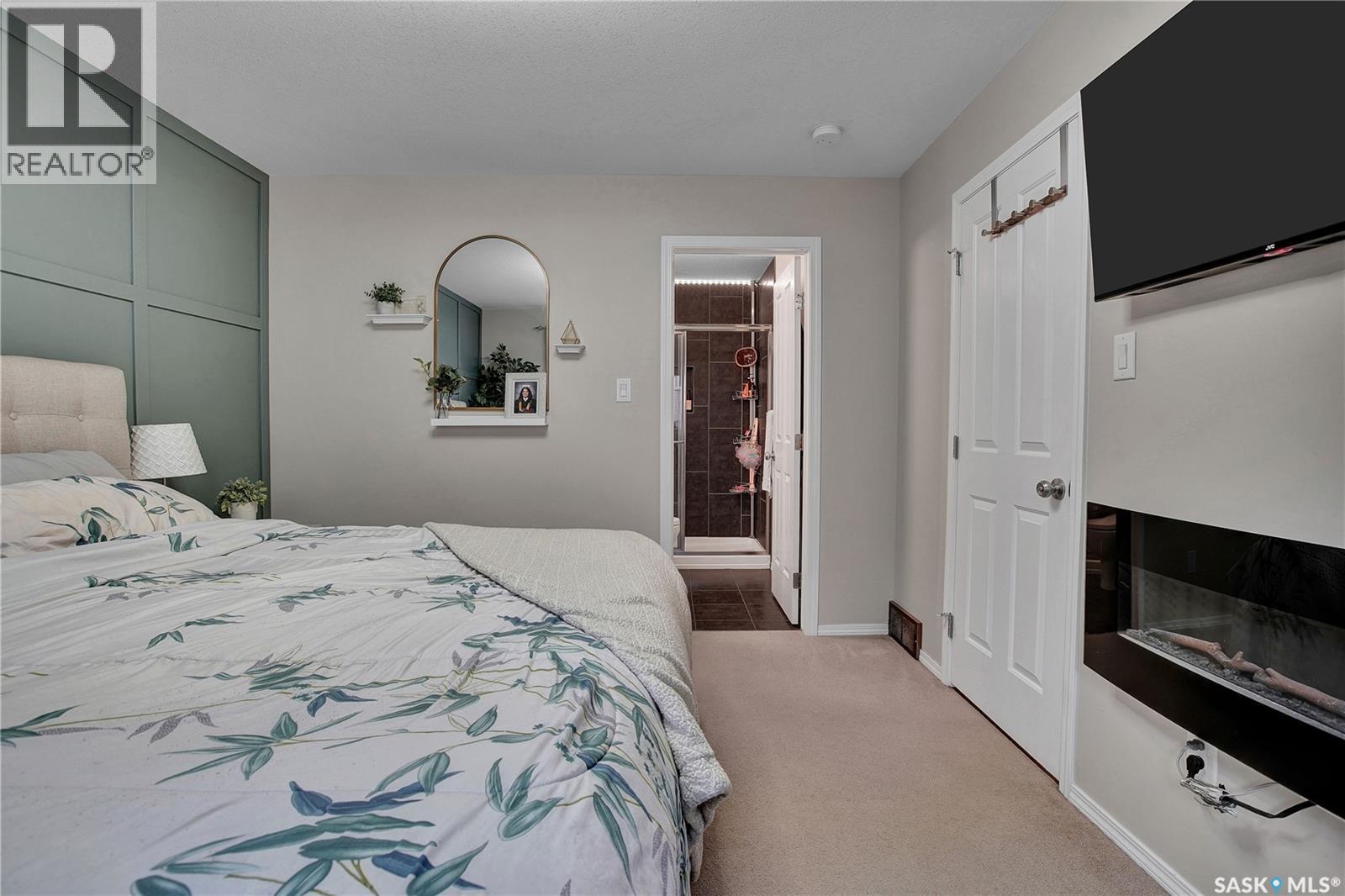 439 Snead Crescent, Warman, SK - Indoor Photo Showing Bedroom