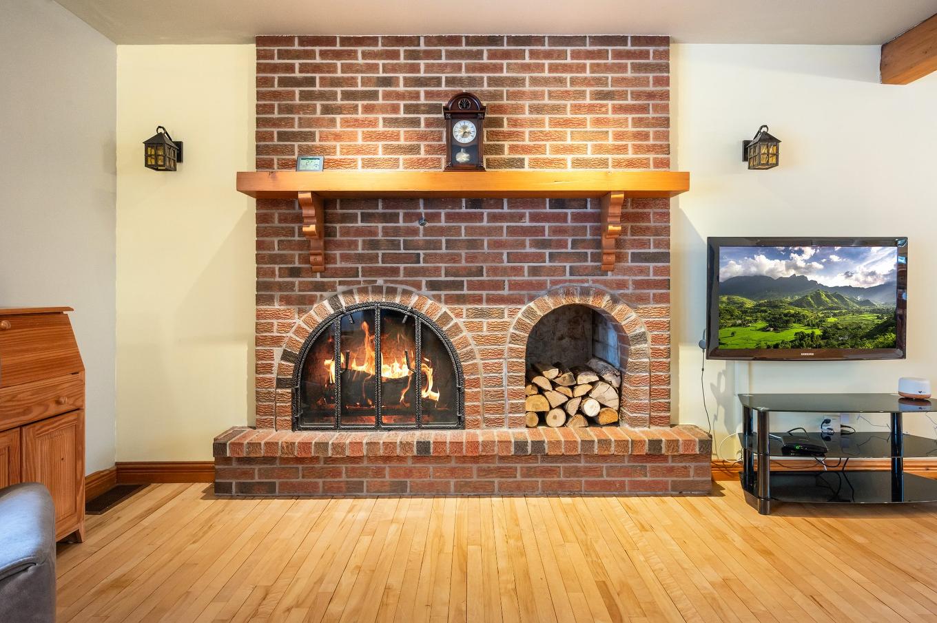 Other - 5380 Rue Le Ber, Saint-Hyacinthe, QC - Indoor Photo Showing Living Room With Fireplace