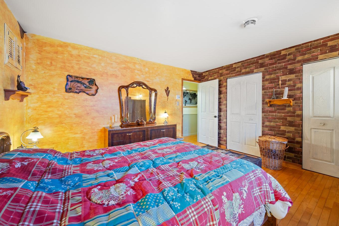 Primary bedroom - 5380 Rue Le Ber, Saint-Hyacinthe, QC - Indoor Photo Showing Bedroom