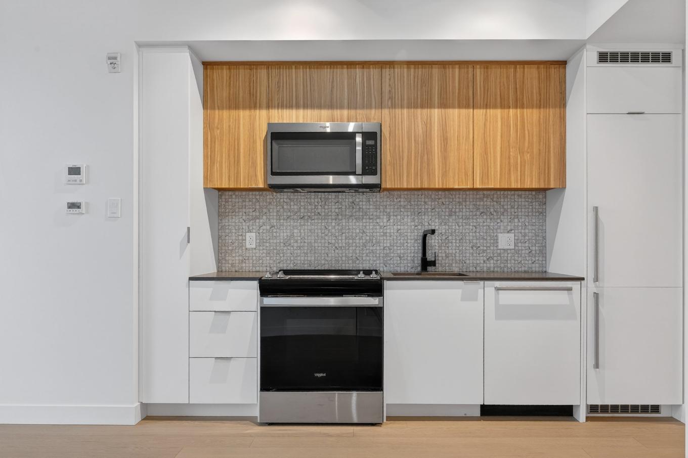 Kitchen - 709-200 Boul. Marcel-Laurin, Montréal (Saint-Laurent), QC - Indoor Photo Showing Kitchen