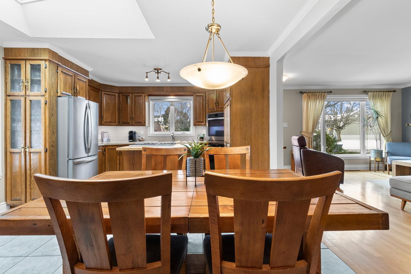 Vue d'ensemble - 16 5E Avenue, Salaberry-De-Valleyfield, QC - Indoor Photo Showing Dining Room
