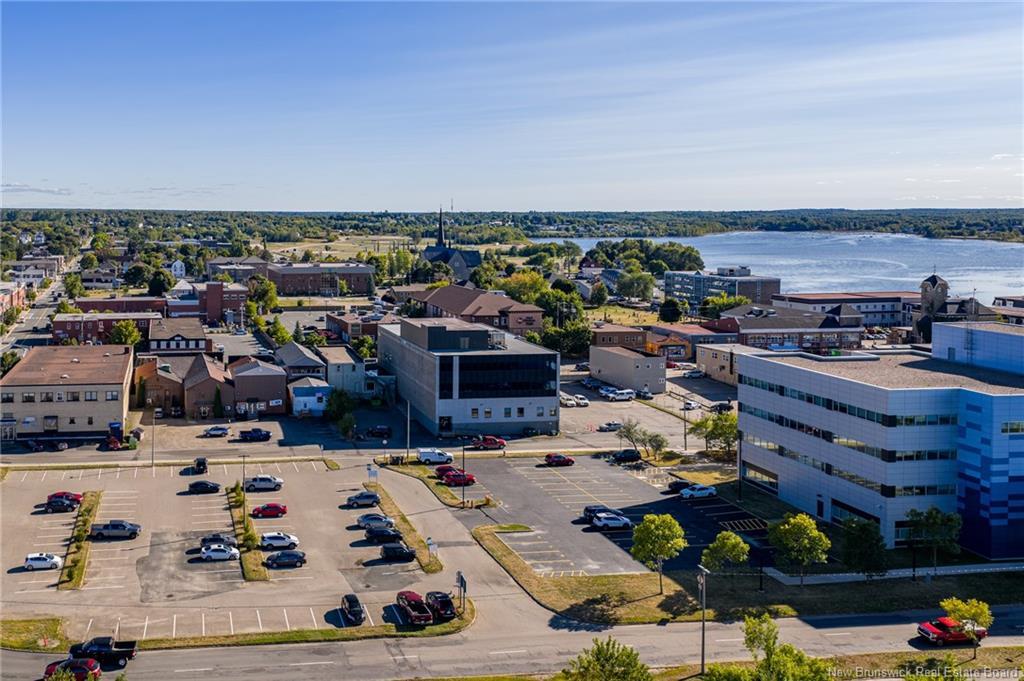 159 Main St, Bathurst, NB