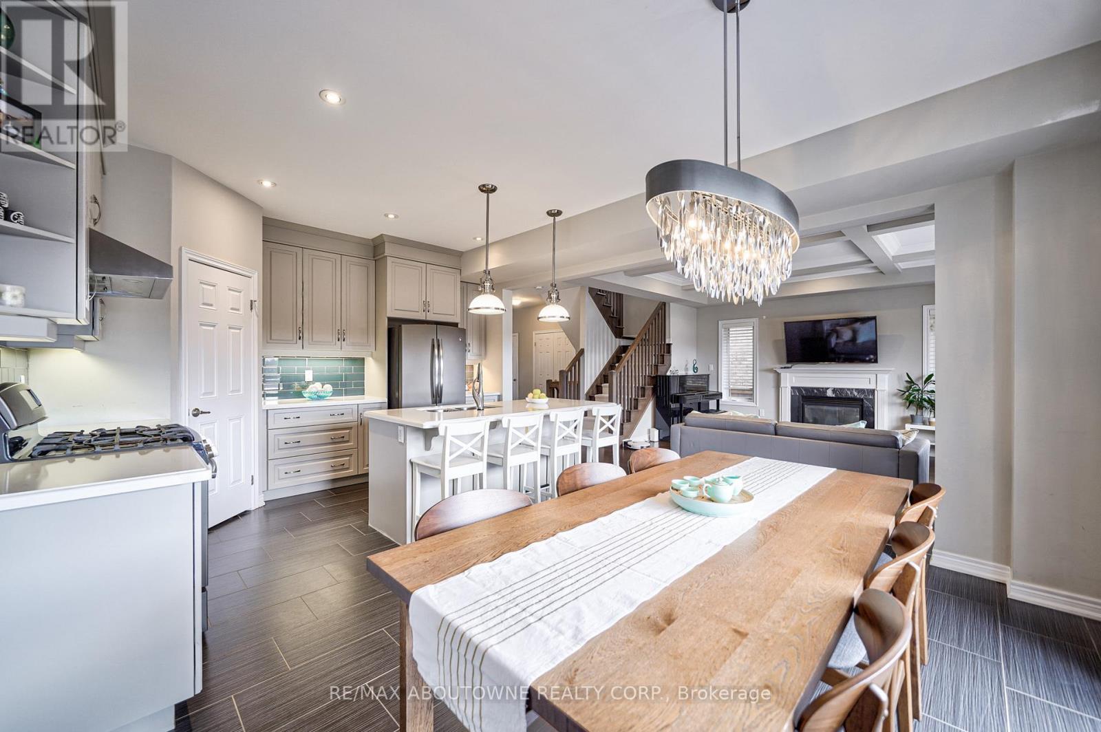 195 Greti Drive, Hamilton, ON - Indoor