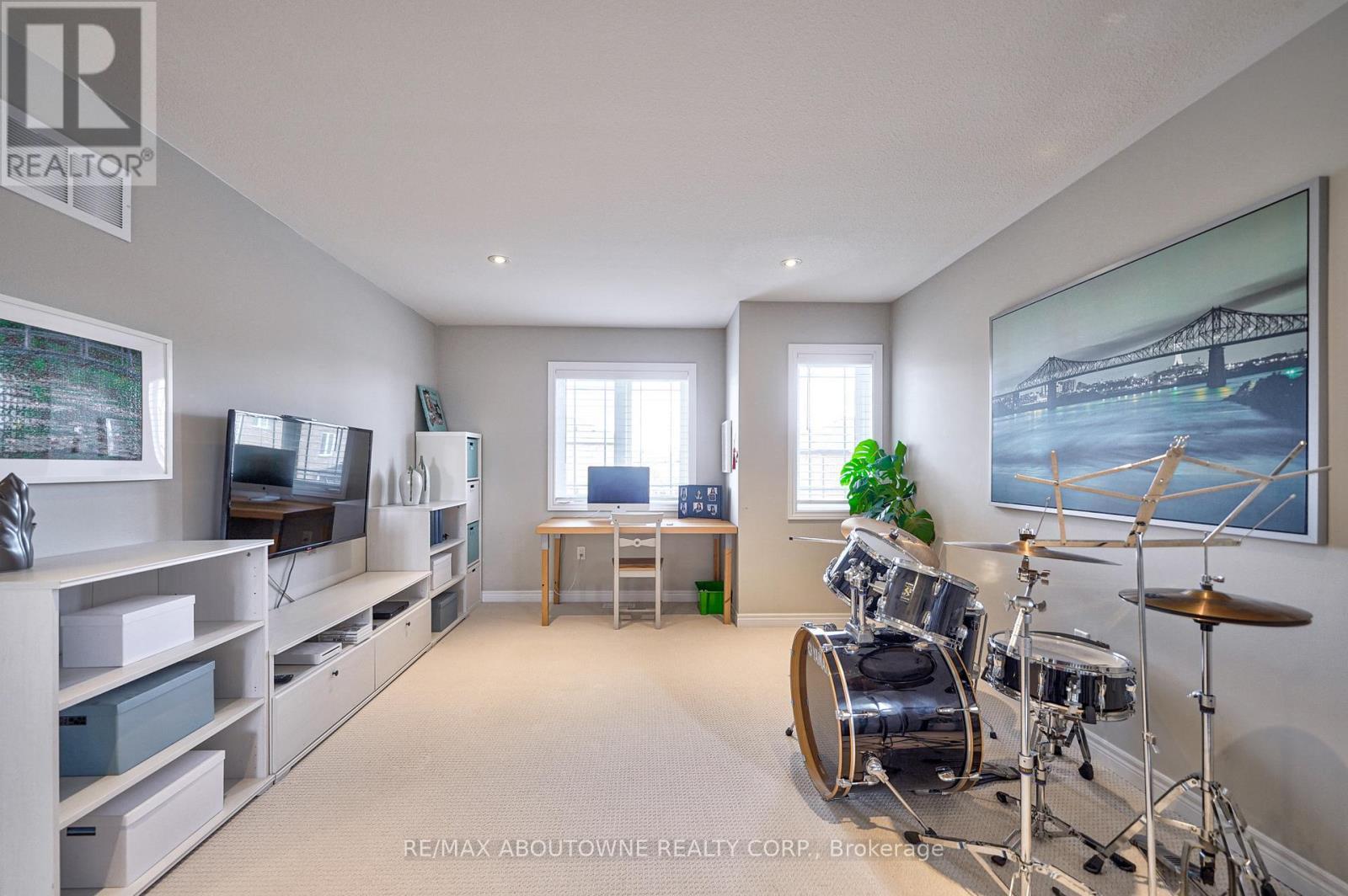 195 Greti Drive, Hamilton, ON - Indoor