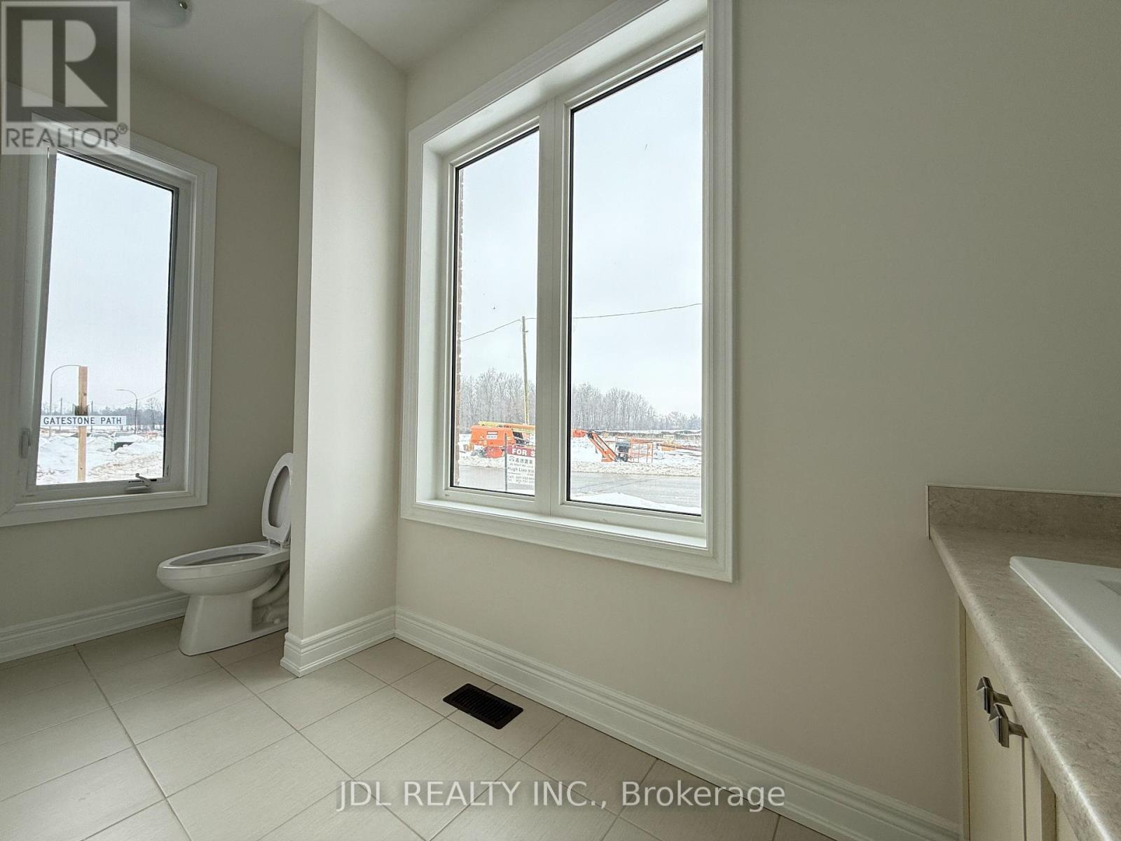 3017 Gatestone Path, Pickering, ON - Indoor Photo Showing Bathroom
