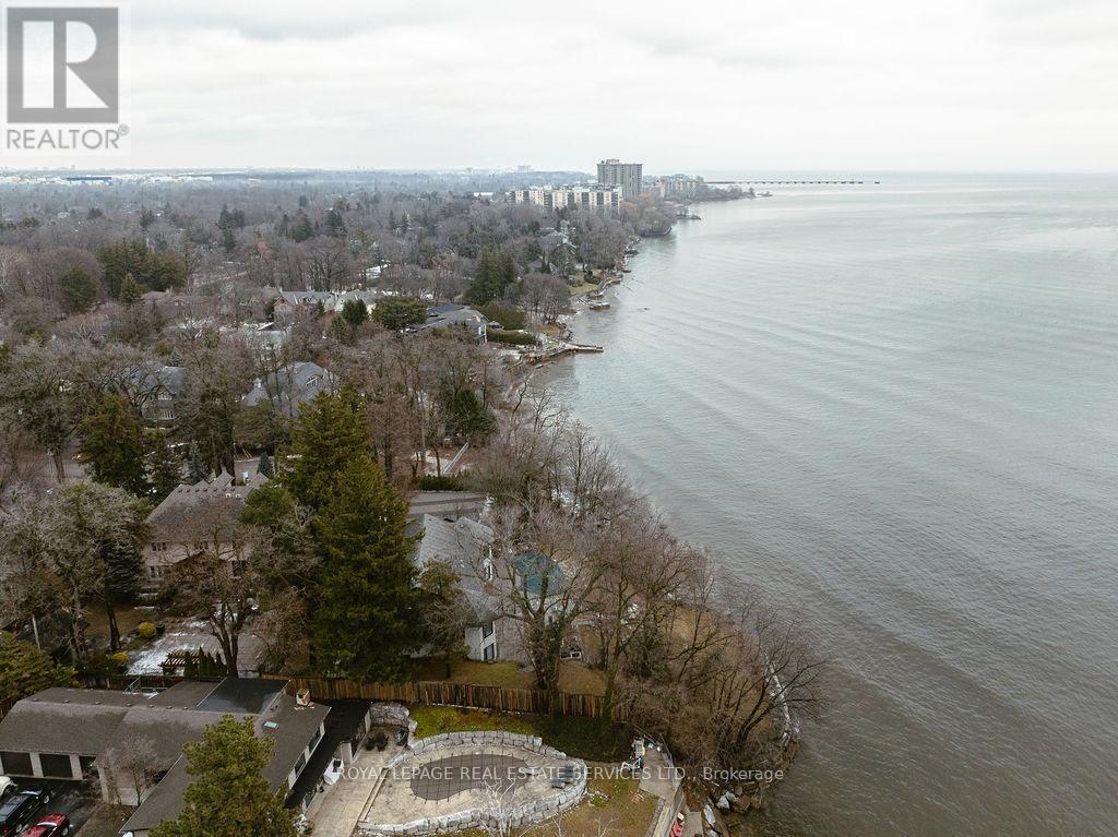 100 Appleby Place, Burlington, ON - Outdoor With Body Of Water With View