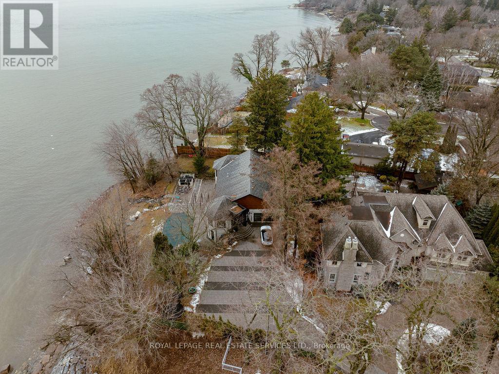 100 Appleby Place, Burlington, ON - Outdoor With Body Of Water With View