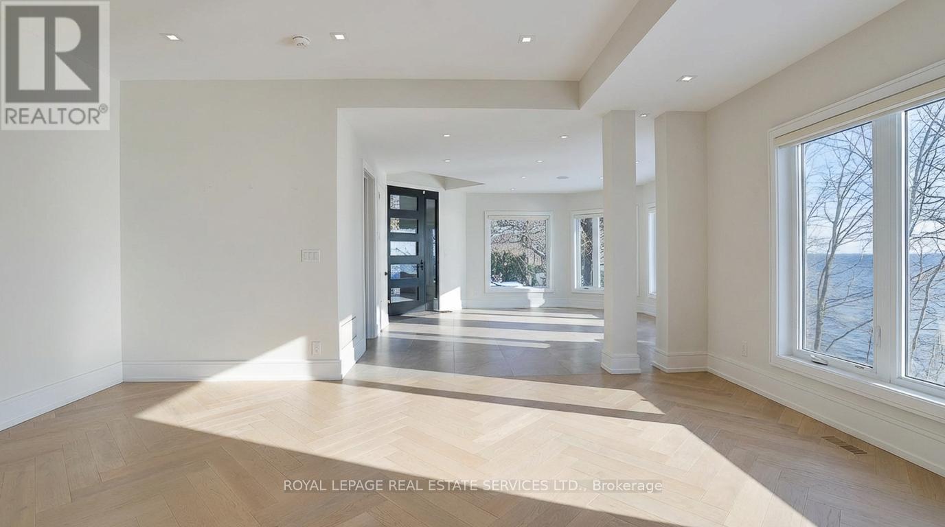 100 Appleby Place, Burlington, ON - Indoor Photo Showing Other Room