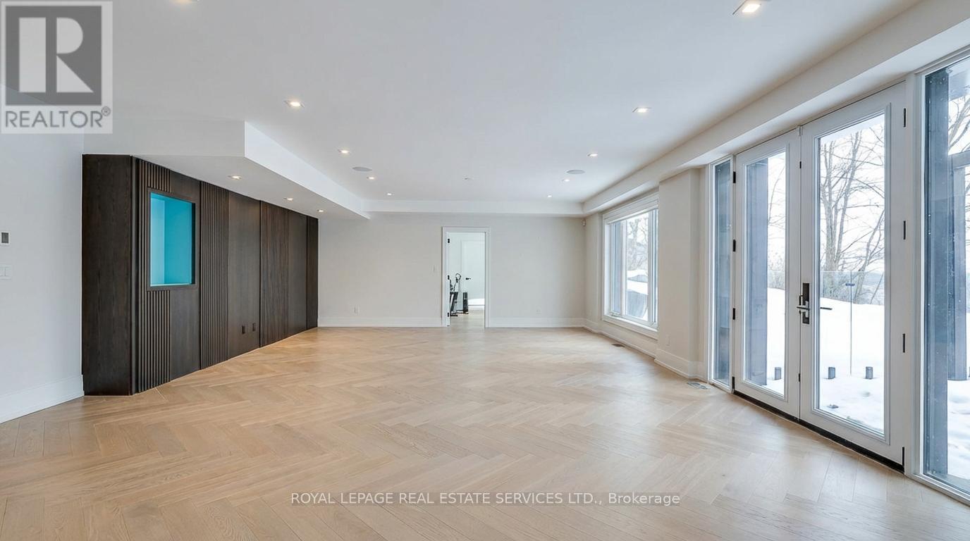 100 Appleby Place, Burlington, ON - Indoor Photo Showing Other Room