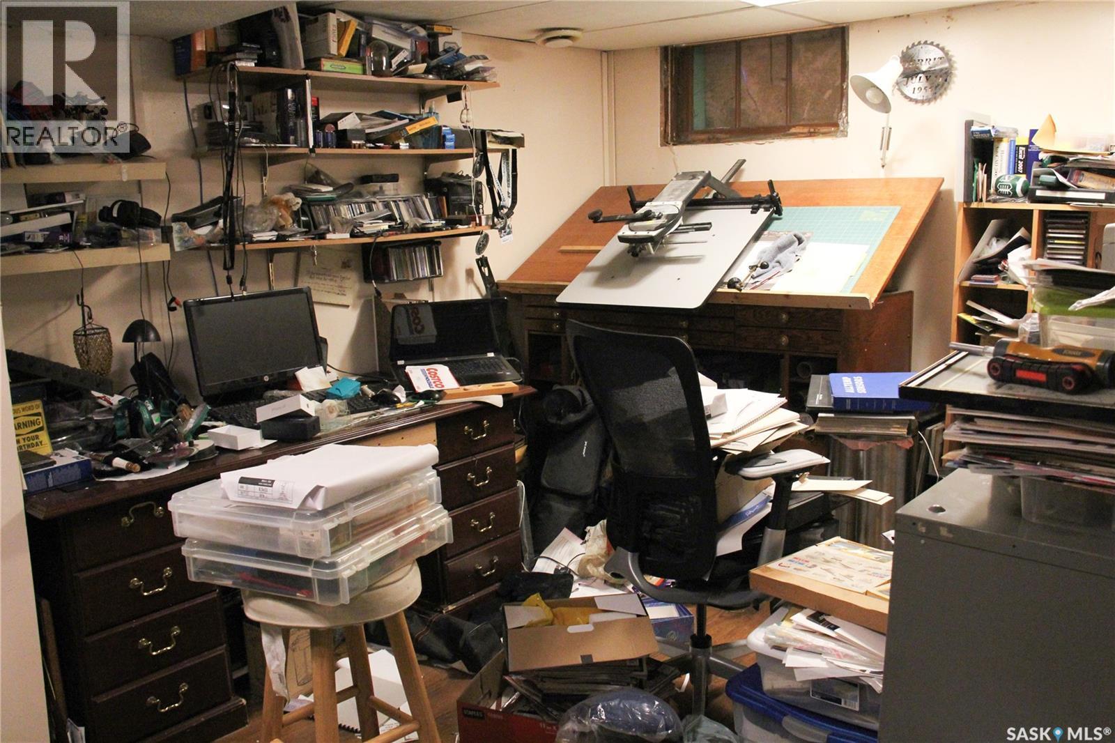 3205 Whitmore Avenue, Regina, SK - Indoor