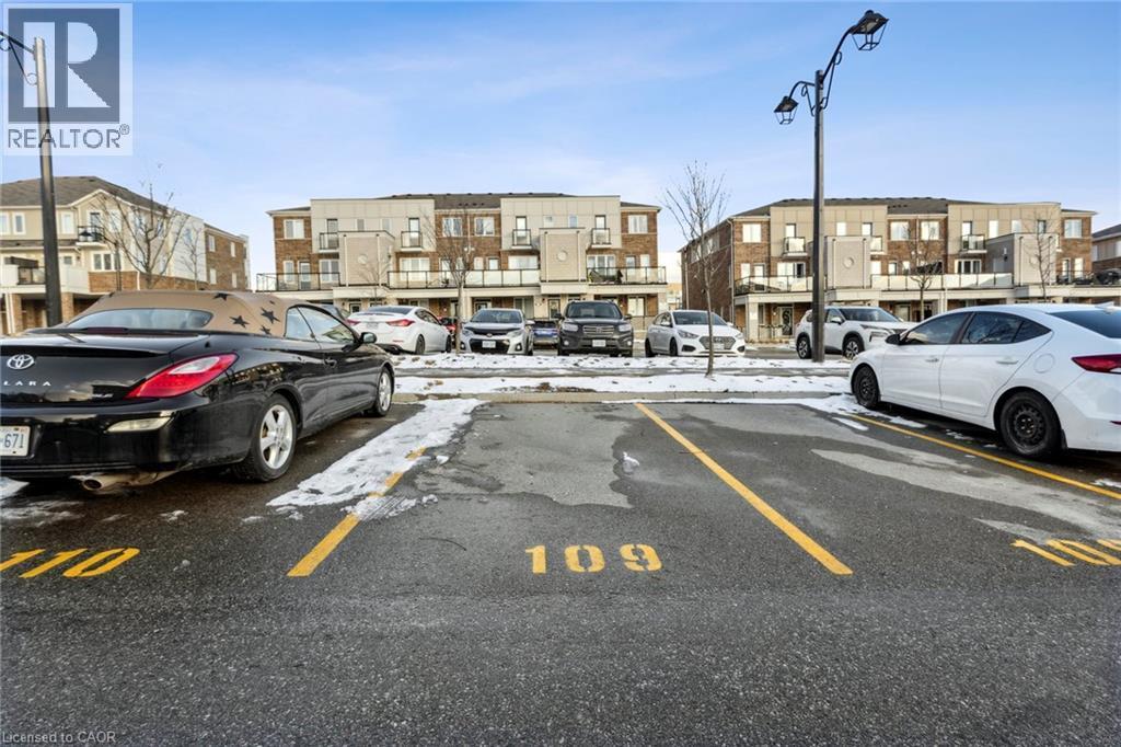 138 Daylily Lane, Kitchener, ON - Outdoor