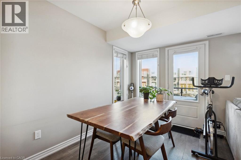 138 Daylily Lane, Kitchener, ON - Indoor Photo Showing Dining Room