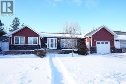 1614 11th AVENUE NW Moose Jaw, SK S6H 6W9