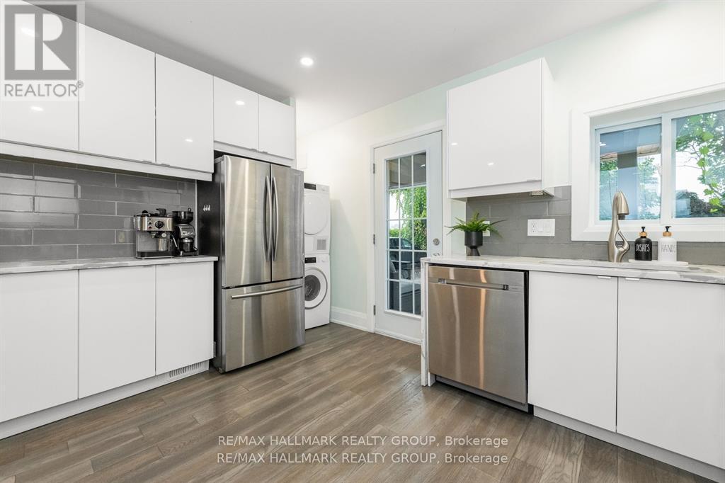 183 Pretoria Avenue, Ottawa, ON - Indoor Photo Showing Kitchen
