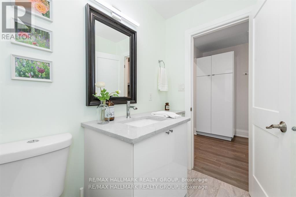 183 Pretoria Avenue, Ottawa, ON - Indoor Photo Showing Bathroom